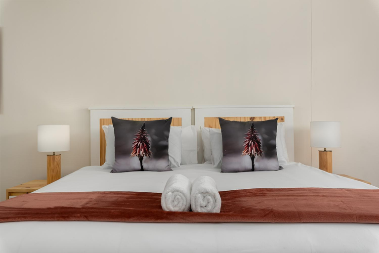 Others 3, Island Club Luxury Apartments, City of Cape Town