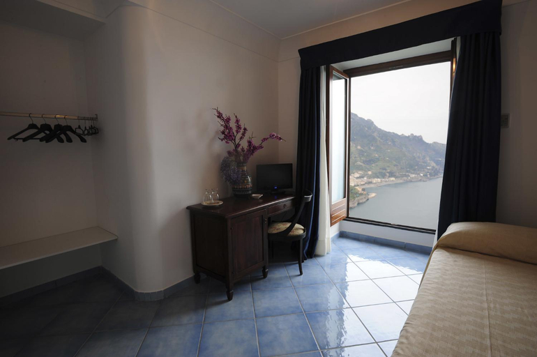 Others 4, Giuliana's View, Salerno