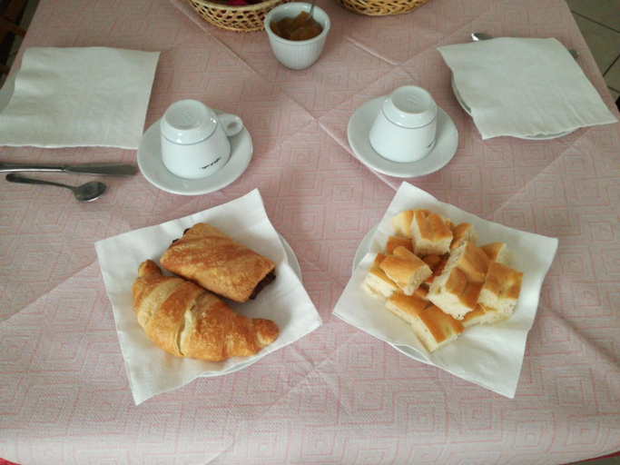 Food & Drinks 3, Albergo al Castello, Savona