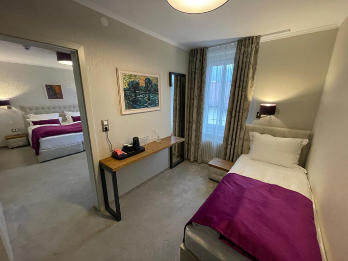 Bedroom 4, Hotel Radetzky, Salzburg Umgebung