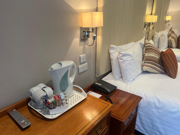 Bedroom 3, Sorrento Hotel & Restaurant, Cambridgeshire