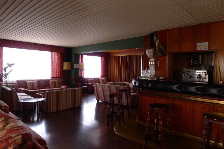 Food & Drinks 5, Aero Hotel Cerdanya Ca L'eudald, Girona