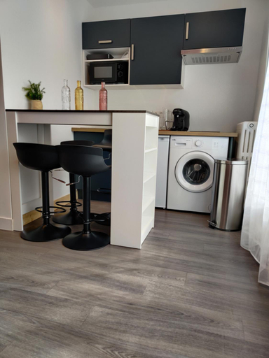 Kitchen 4, LE FOUCAULD-GoodCaen, Calvados