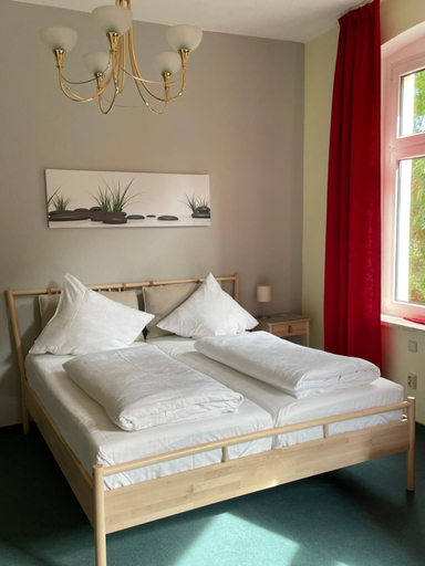 Bedroom 4, Parkhotel Schnorr, Mansfeld-Südharz