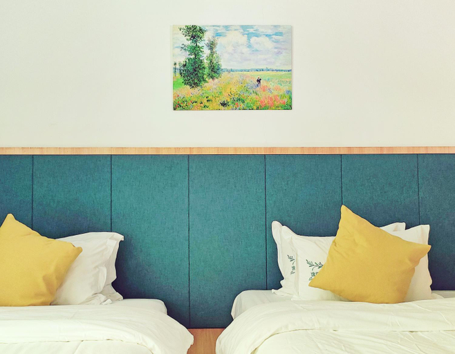 Bedroom 8