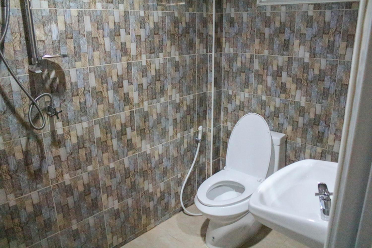 Bathroom, Sirikul Mansion, Pulau Phuket