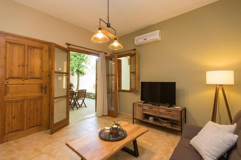 2, Kamaraki-Apartments, Crete