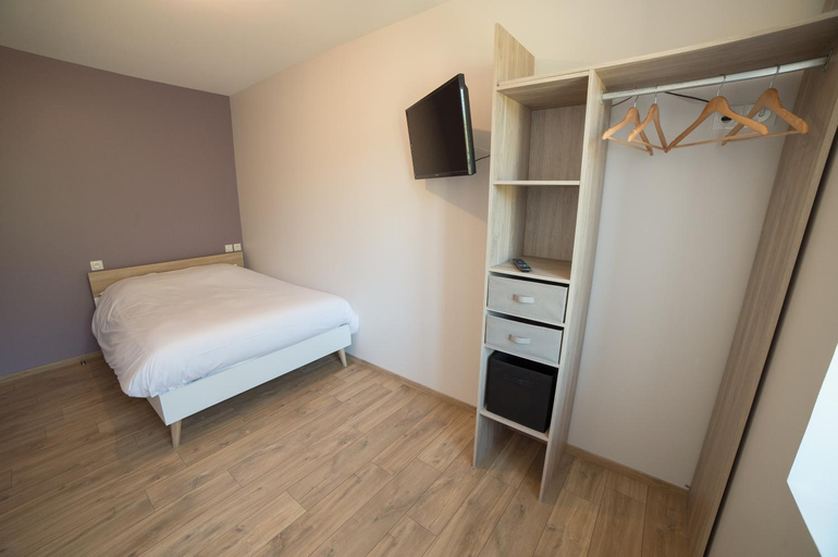 Others 3, Appart Hotel de la Souleuvre, Calvados