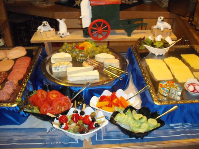 Food & Drinks 4, Hotel Pension Loose, Leer