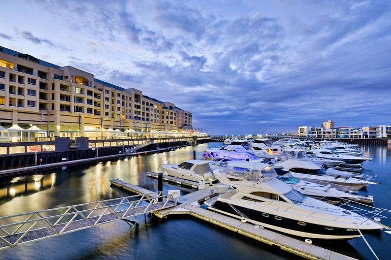 Belle Escapes - Glenelg Seaside Family Stay, Adelaide