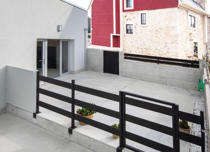 Others 4, AG Casa do Ramon en Playa Razo con patio exterior, A Coruña