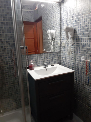 Bathroom 2, Casa Mestre, Vila do Bispo