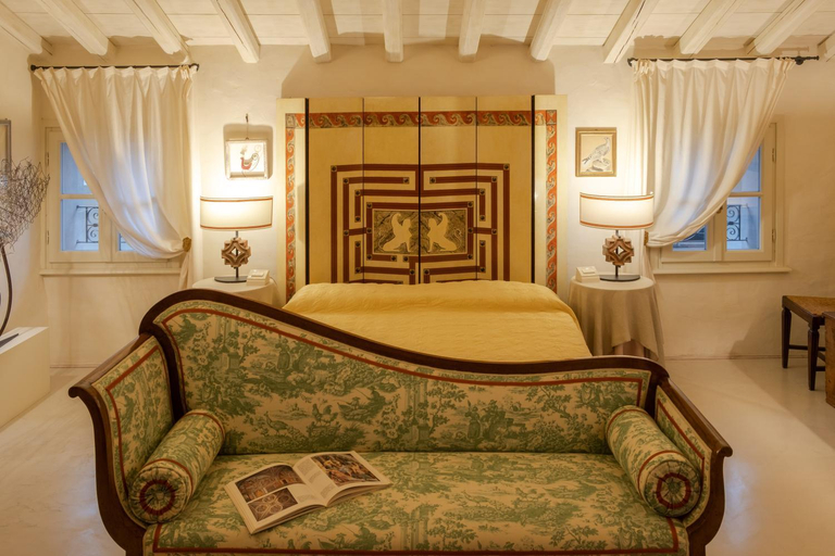 Others 2, B&B Teodoro, Mantua