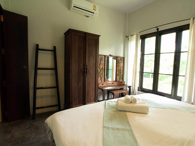 Bedroom 13