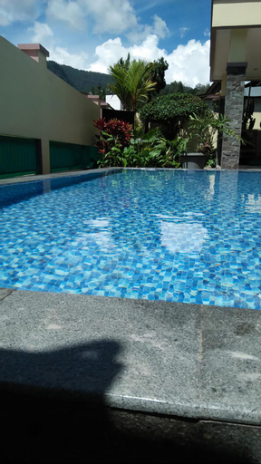 Swimming Pool 9