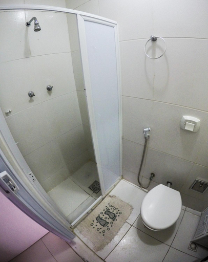 Bathroom 3, Baixo Copa Guest House, Rio de Janeiro
