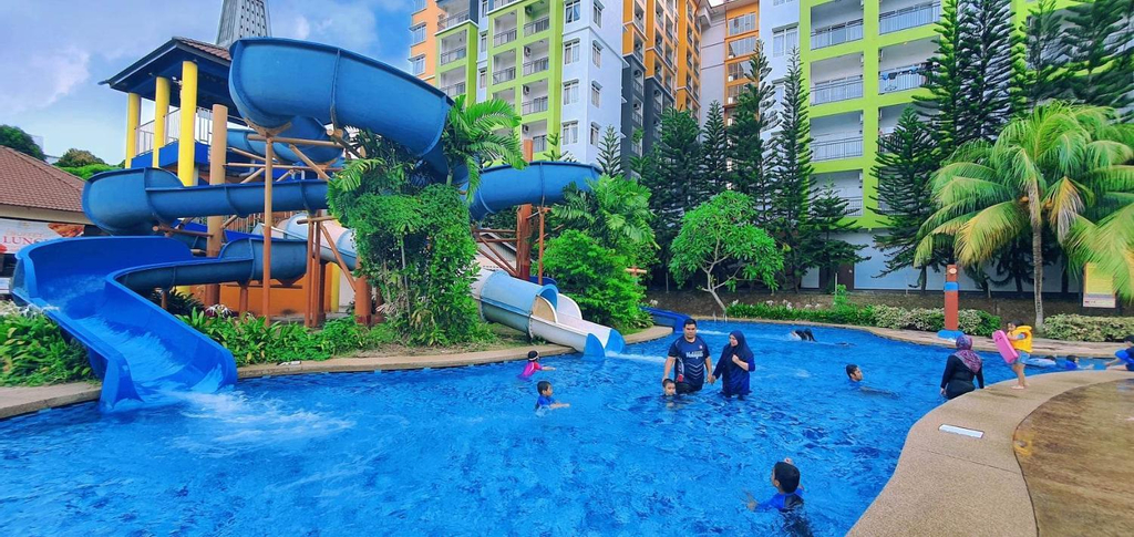 Swimming Pool 3