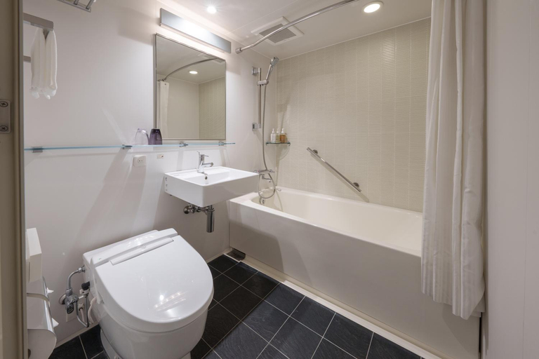 Bathroom 12
