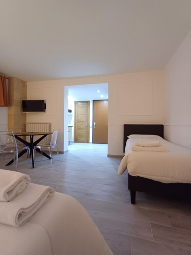 Bedroom 2, Bed & Breakfast Idomeneo 63, Lecce