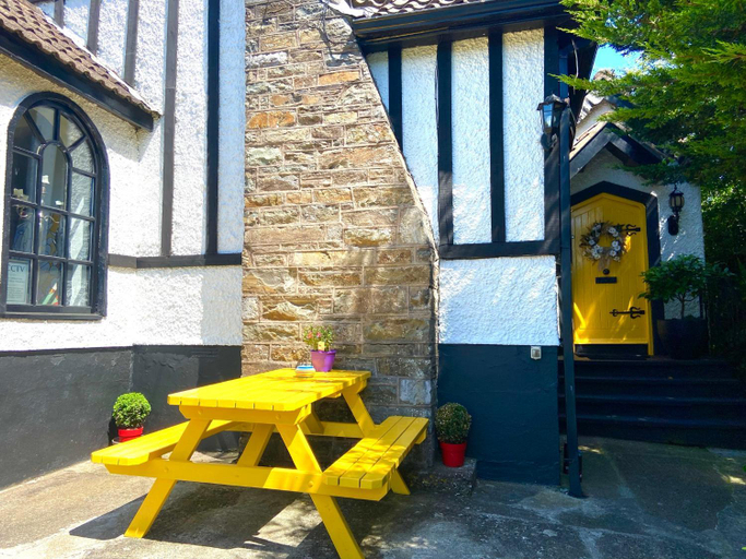 Others 5, The K Kinsale