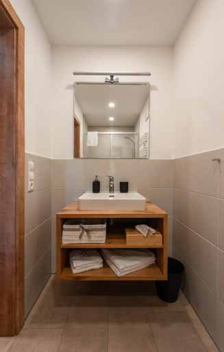 Bathroom 3, Haus Kulala - Zentrale Apartments in Kaprun, Zell am See