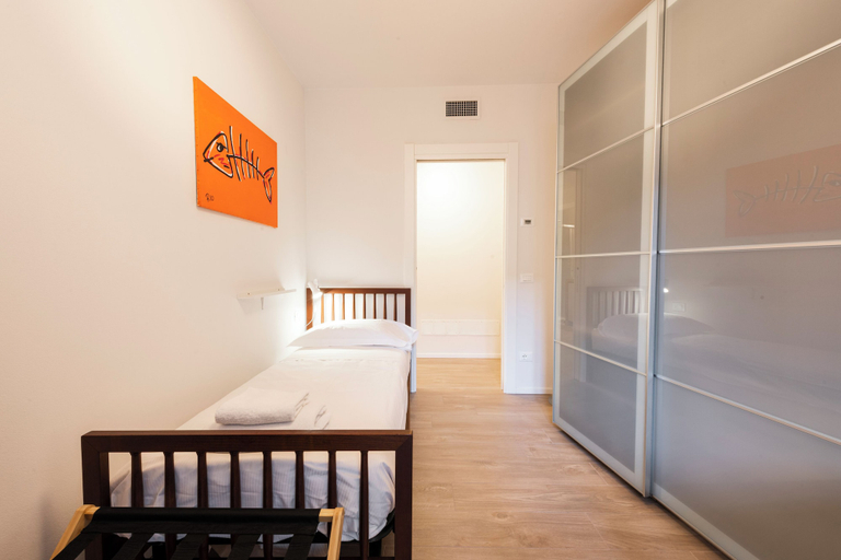 Bedroom 4, Pindemonte Garden by MMega, Florence