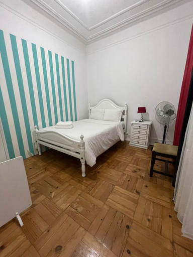 Others 4, Nautic M1 R2 - Classy & Cozy Double Room with Shared Bathroom in Marques Pombal, Lisbon