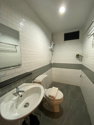 Bathroom, Nan Loft Room Airport, Muang Nan