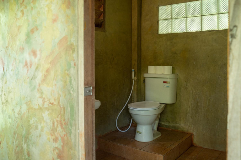 Bathroom 12