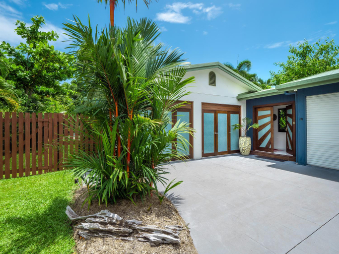Others 2, Mango Wood Villa - Tropical Coastal Living, Cairns