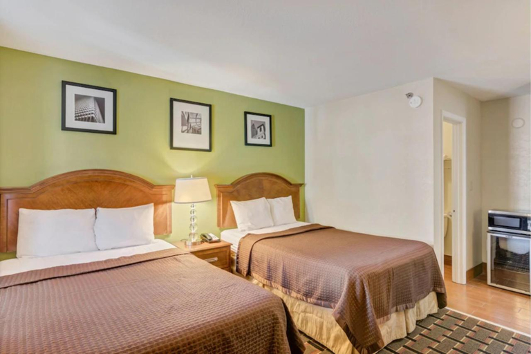 Bedroom 13