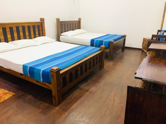 Bedroom 2, Pandula Villa 390, Hikkaduwa