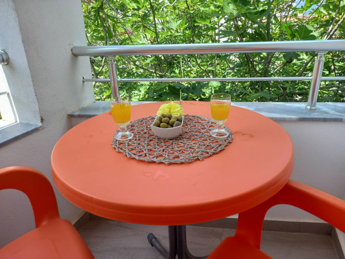 2, Apartments Verona