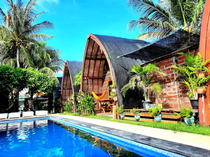M'adison Gilli, Lombok