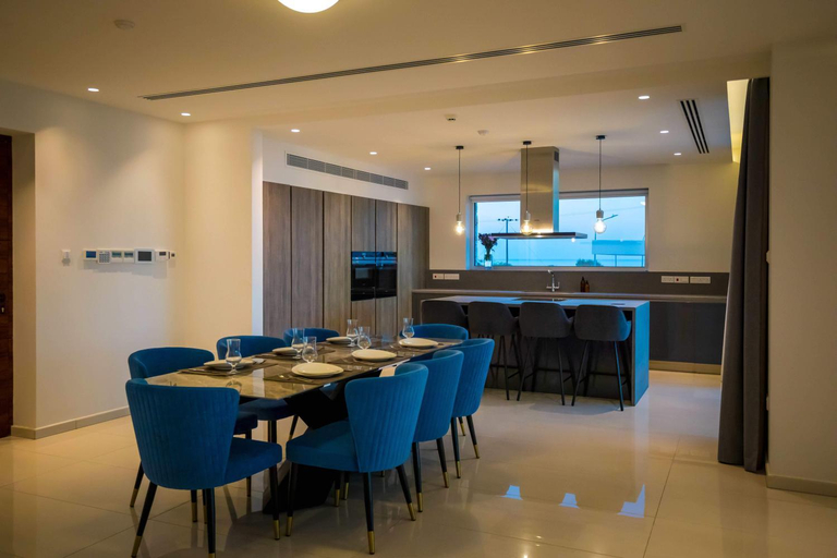 Food & Drinks 4, Love Bridge Seaview Villas