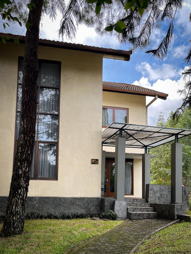 Exterior 14
