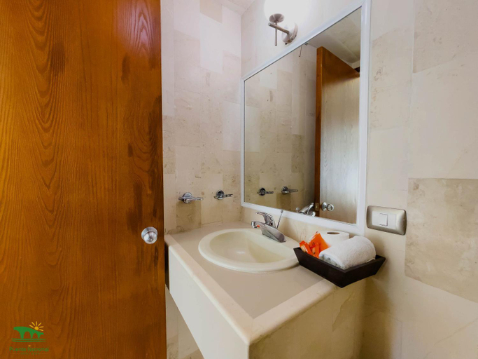 Bathroom 4, Puente Nacional Hotel & Spa, Puente Nacional