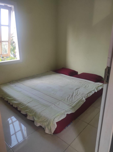 Bedroom 2, Mount Rinjani Guest House, Lombok