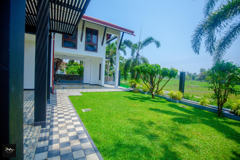Others 2, villa DSR, Wennappuwa