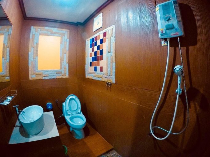 Bathroom, Nakara Chiangsaen Hotel, Chiang Saen