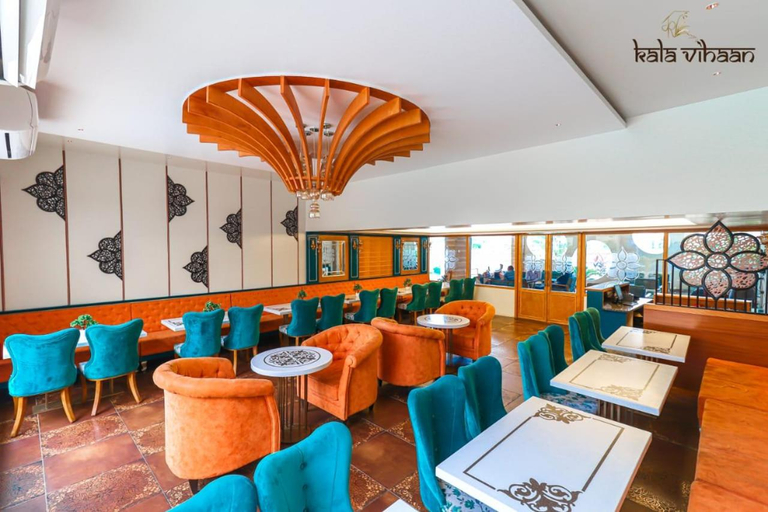 Food & Drinks 4, The Park, Itarsi, Hoshangabad