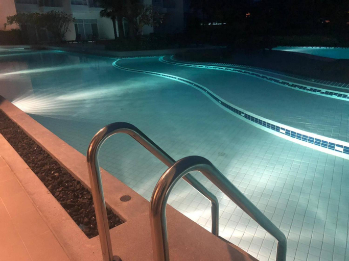 Best Pool Access Beachfront Nice Furnish 1bedroom, Cha-Am