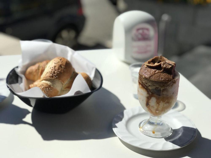 Food & Drinks, Villa Carati, Catania