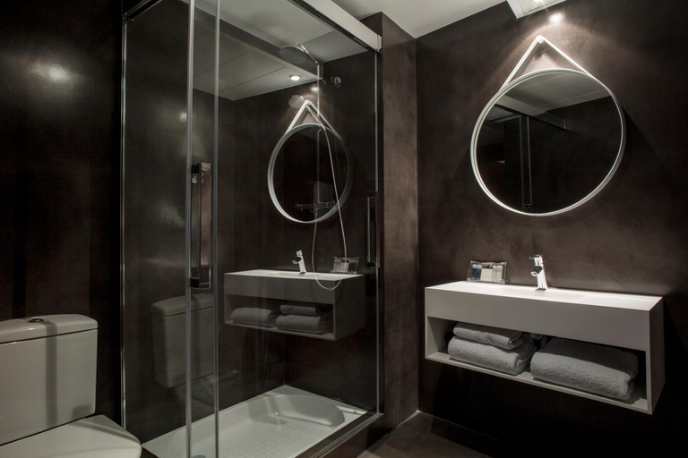 Bathroom 2, Aparthotel Allada 3*, Barcelona