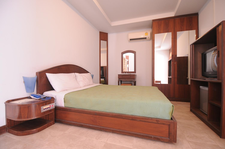 Others 3, Paradise Inn and Dining, Nong Khae