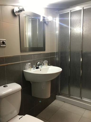 Others 5, Residencial Santamaria, Cantabria