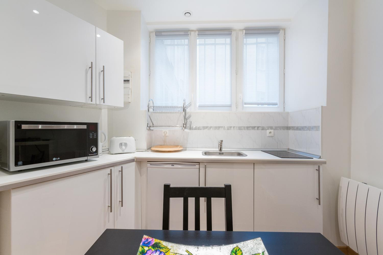 Others 2, Appartement Petits Champs II, Paris