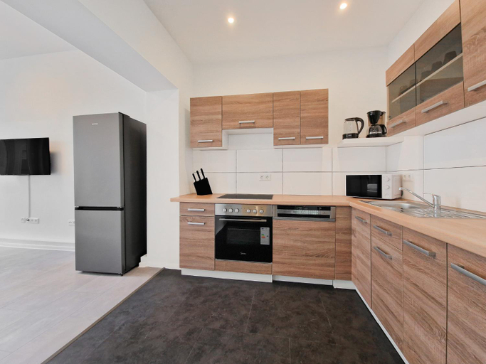 Others 2, Tolstov Apartments - 3 and 4 Room Monteur Apartments, Duisburg
