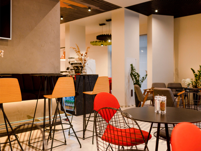 Food & Drinks 4, ibis Lviv Center, L'vivs'ka