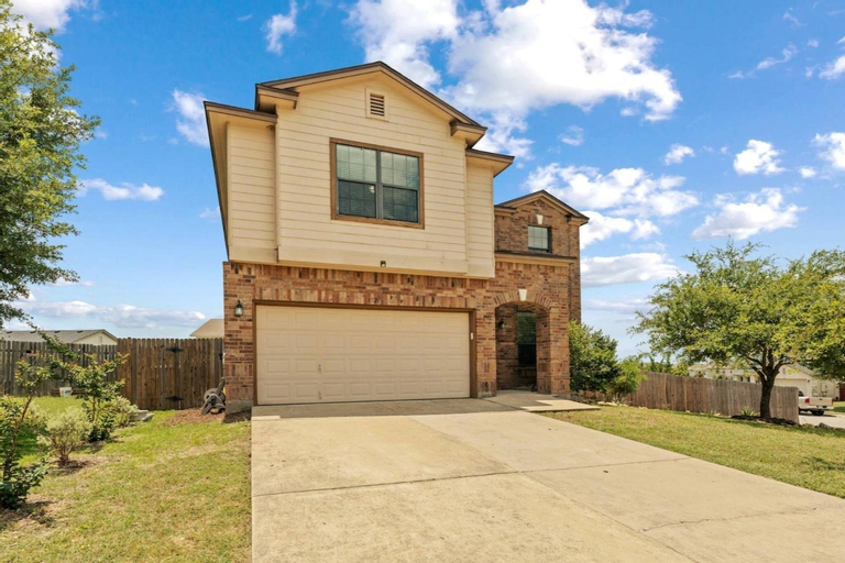Spacious Luxe Retreat for family and groups Austin, Williamson
